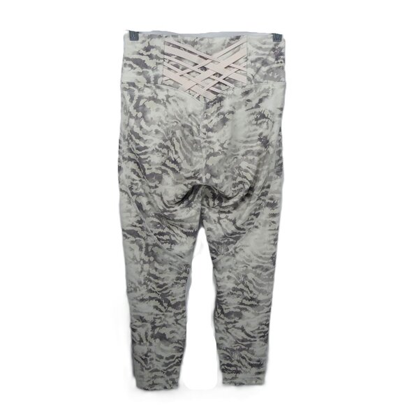 Fabletics Boost PowerHold High-Waisted 7/8 Leggings 26x24 Tiger Stripe Size M - Picture 3 of 9